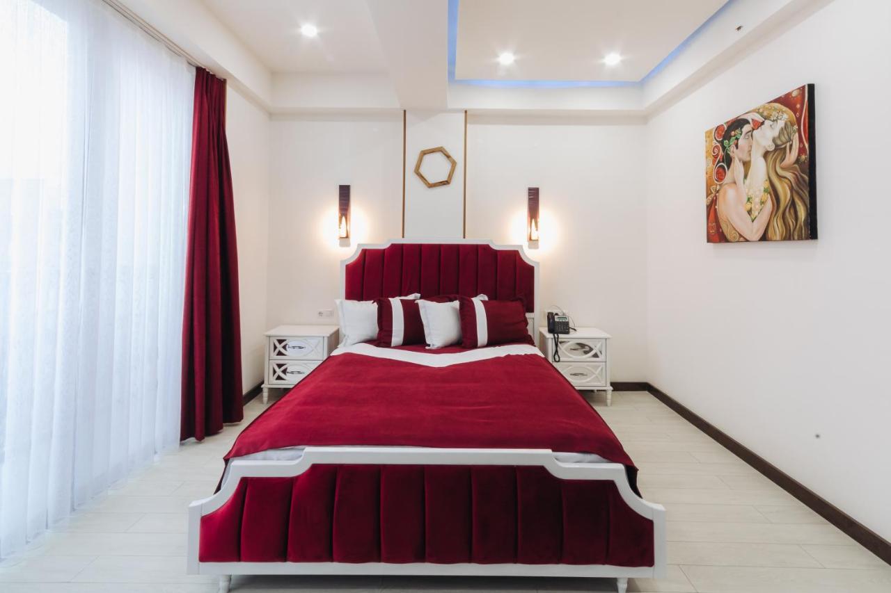 Luxin Otel Tiflis Dış mekan fotoğraf