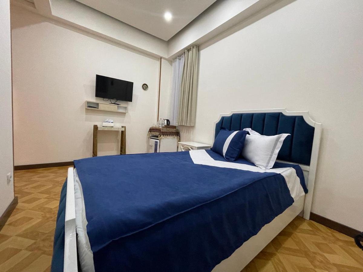 Luxin Otel Tiflis Dış mekan fotoğraf