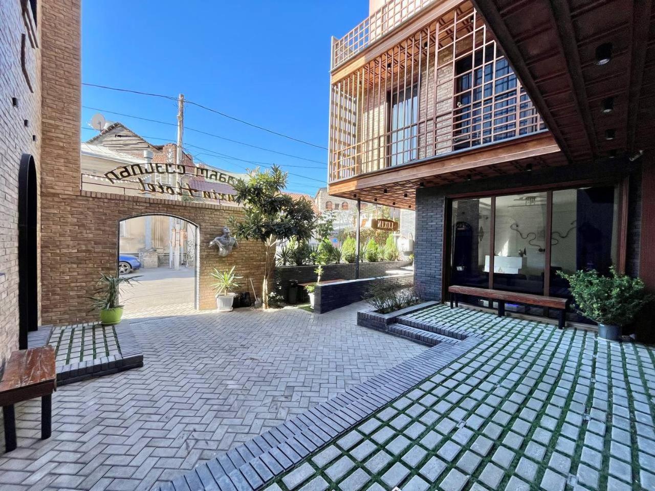 Luxin Otel Tiflis Dış mekan fotoğraf