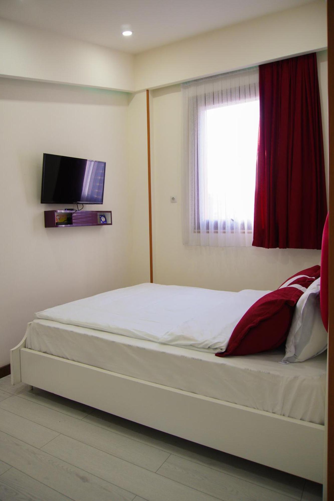 Luxin Otel Tiflis Dış mekan fotoğraf