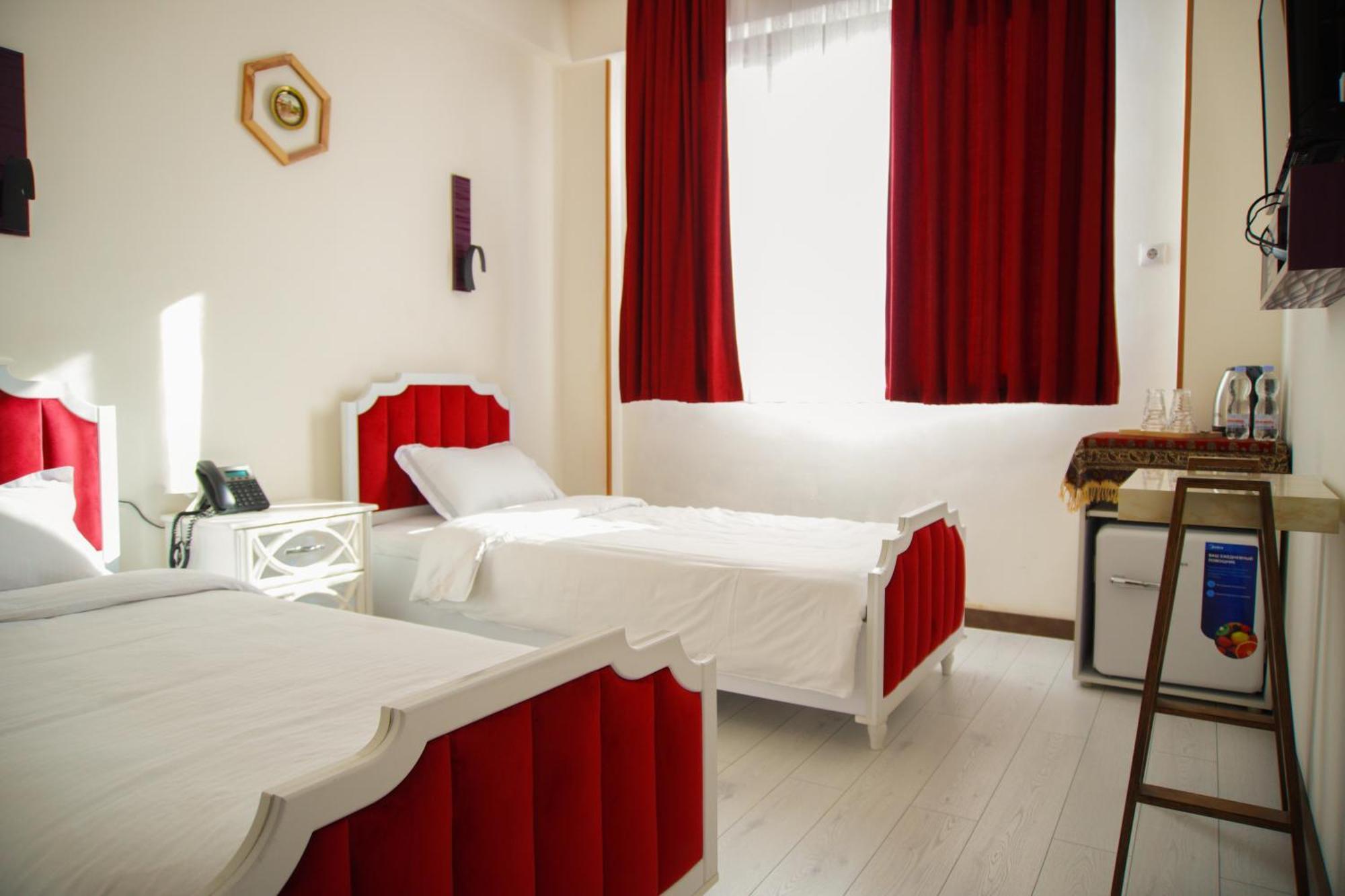 Luxin Otel Tiflis Dış mekan fotoğraf
