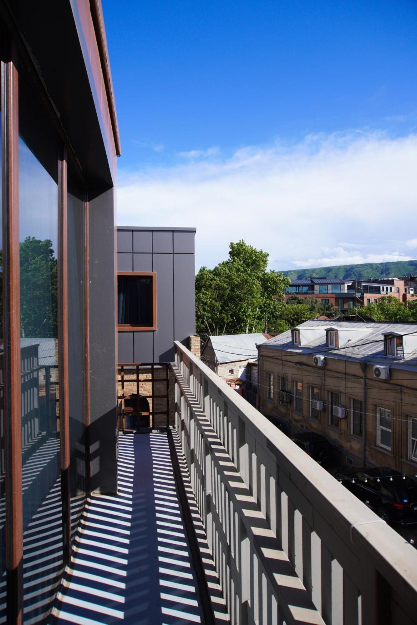 Luxin Otel Tiflis Dış mekan fotoğraf